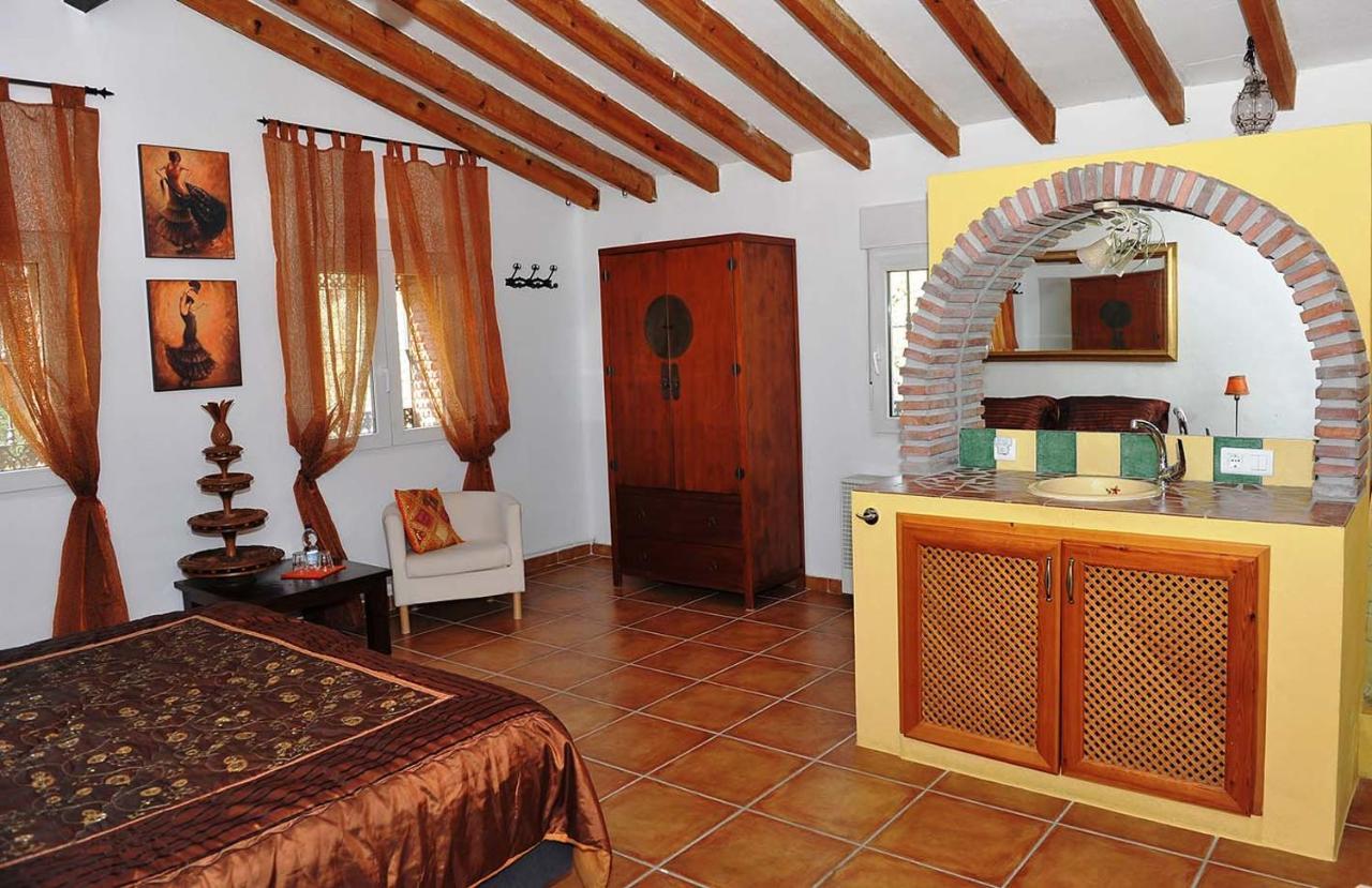 B&B Finca La Loma Comares Екстер'єр фото